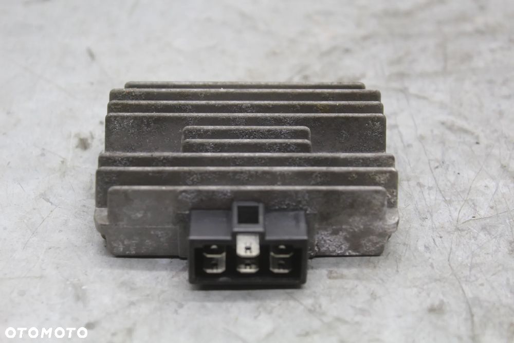Kawasaki KLR650 KLR 650 Regulator napięcia - 1