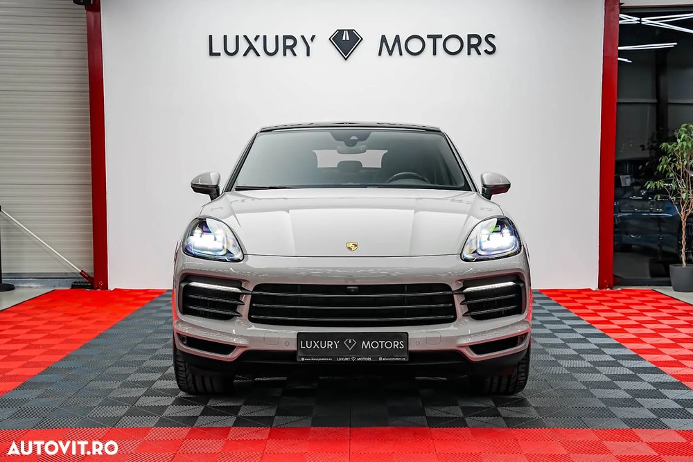 Porsche Cayenne Coupe E-Hybrid Tiptronic S Platinum Edition - 3