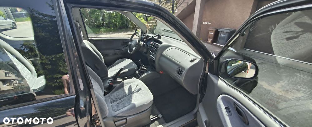 Suzuki Grand Vitara 1.6 - 15