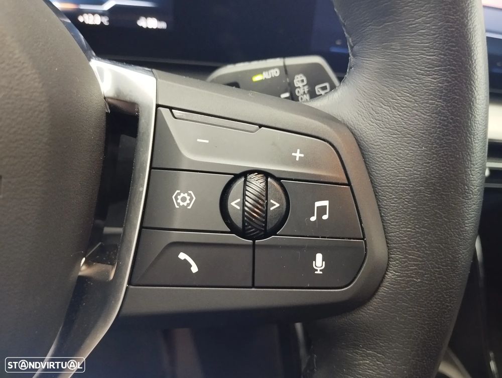 BMW iX1 eDrive20 - 27