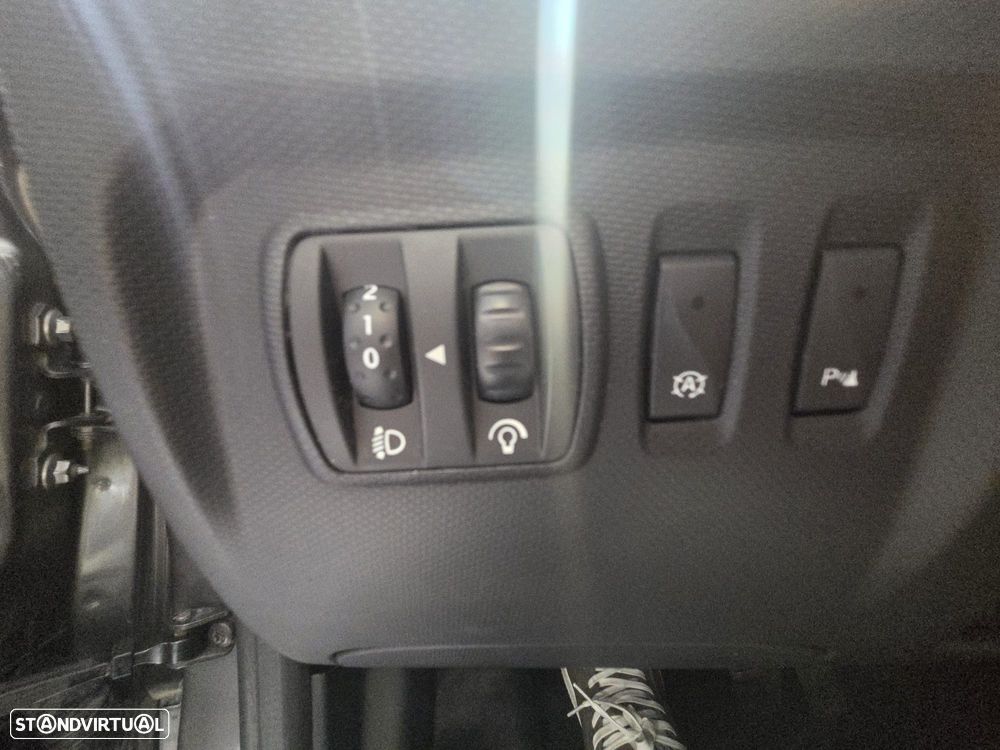 Renault Captur 1.5 dCi Exclusive - 10