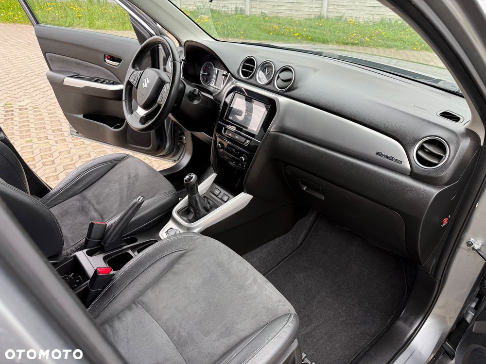 Suzuki Vitara 1.6 (4x4) Allgrip Comfort+ - 21
