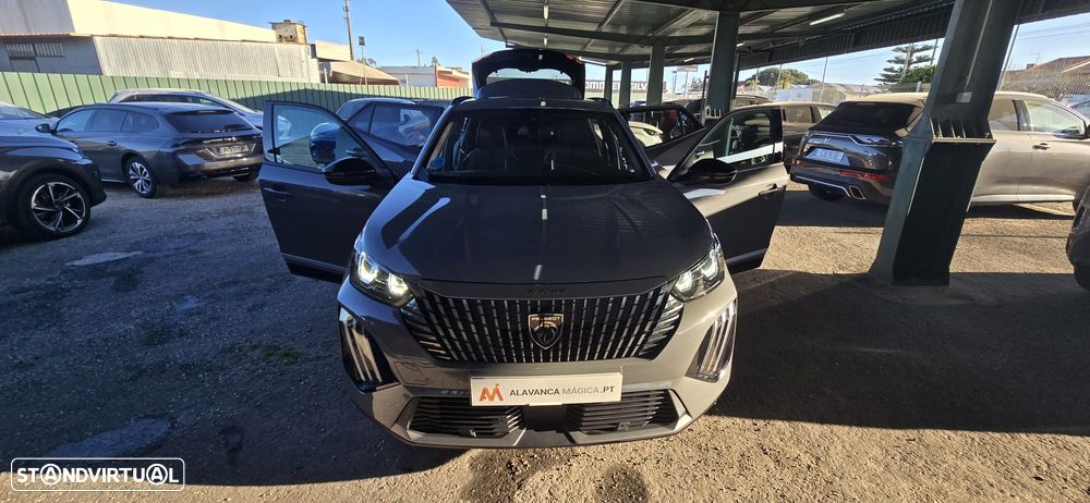 Peugeot e-2008 54 kWh Allure - 32