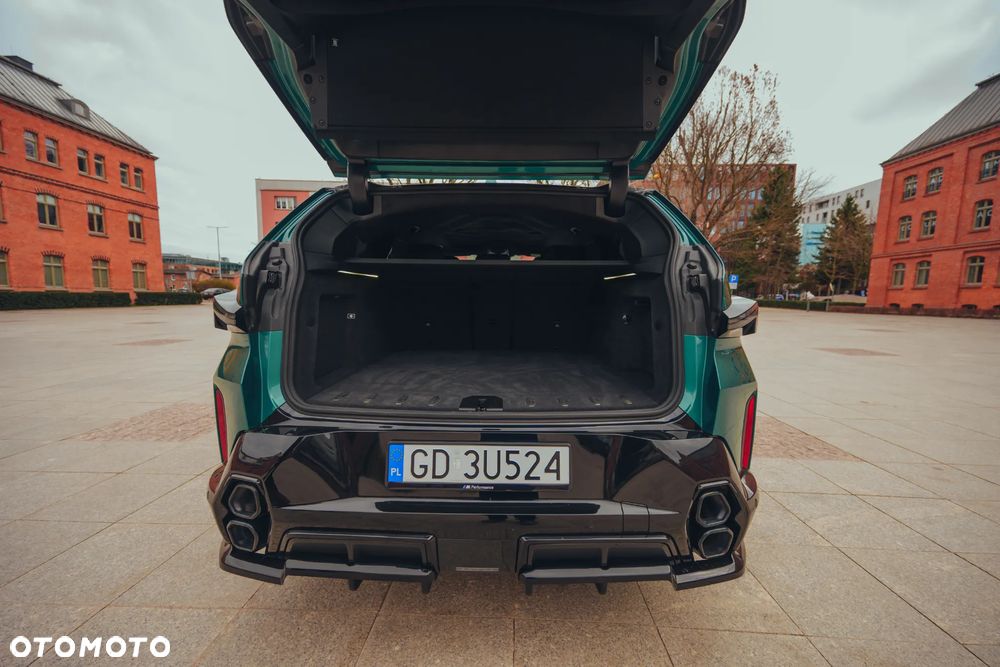 BMW XM 50e PHEV sport - 30