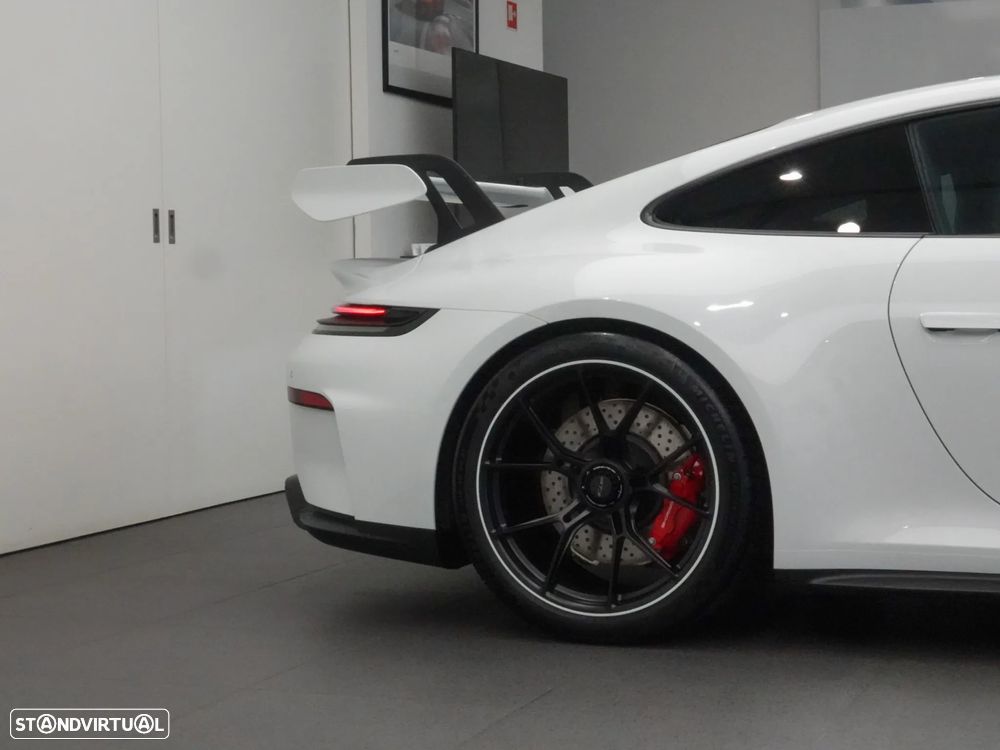 Porsche 911 (992) GT3 PDK - 8