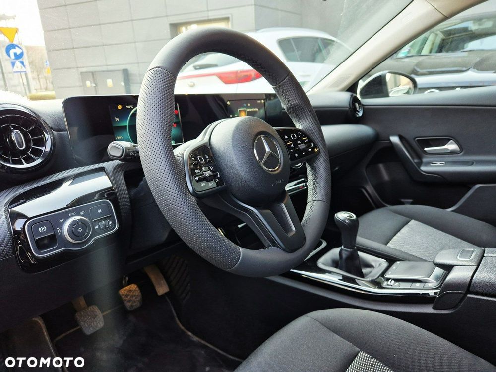 Mercedes-Benz Klasa A 160 - 10