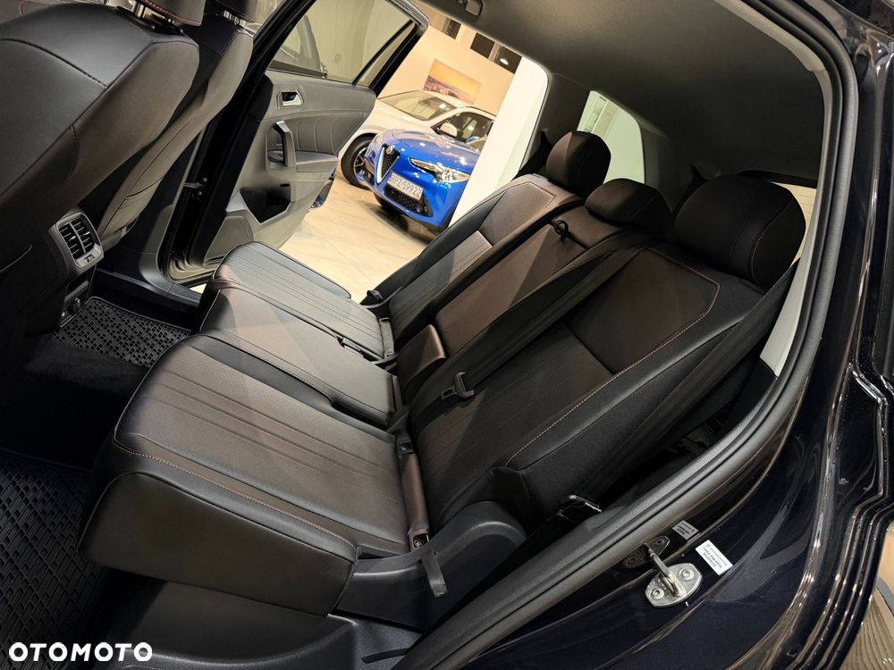 Volkswagen Tiguan - 29