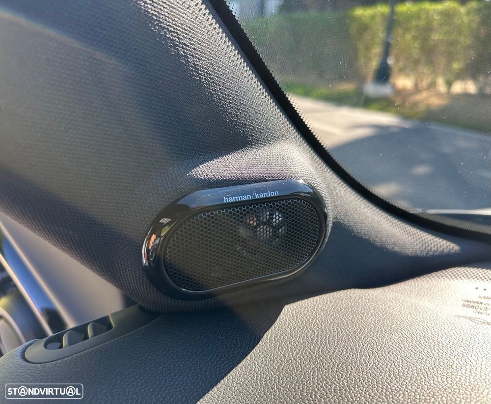 MINI 3 Portas John Cooper Works Plus Auto Desportiva - 29