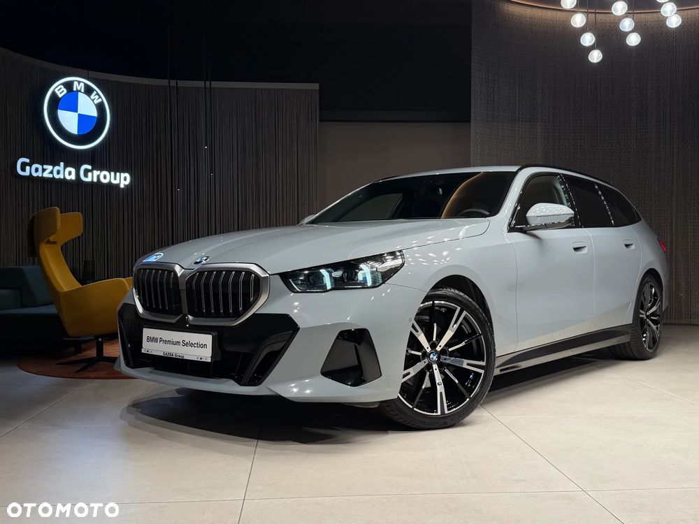 BMW Seria 5 520i mHEV - 1