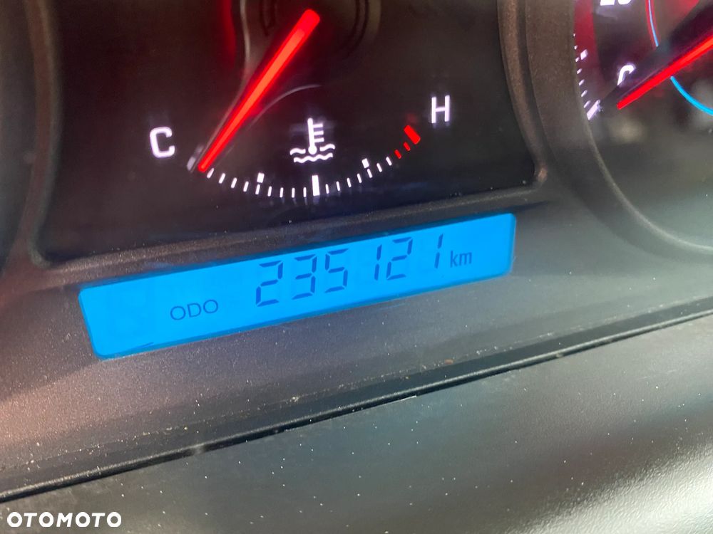 Chevrolet Captiva 2.2 TD AWD LTZ - 16