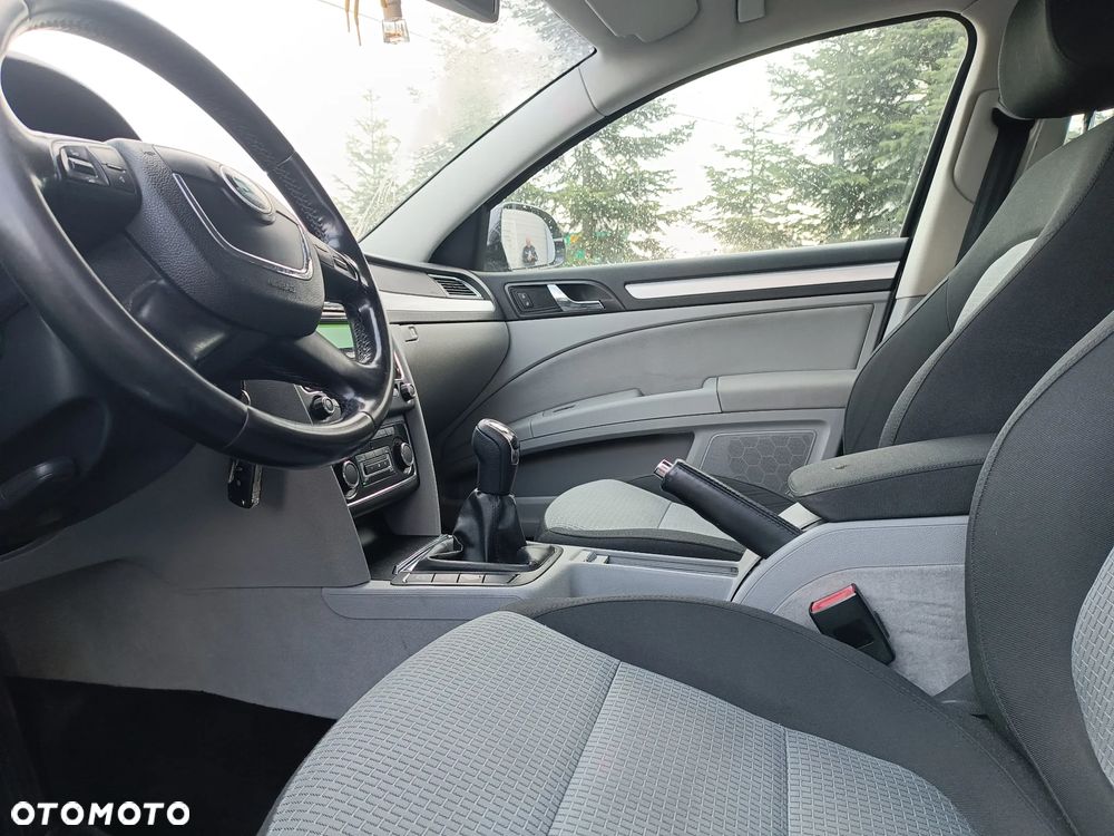 Skoda Superb 2.0 TDI Comfort - 11