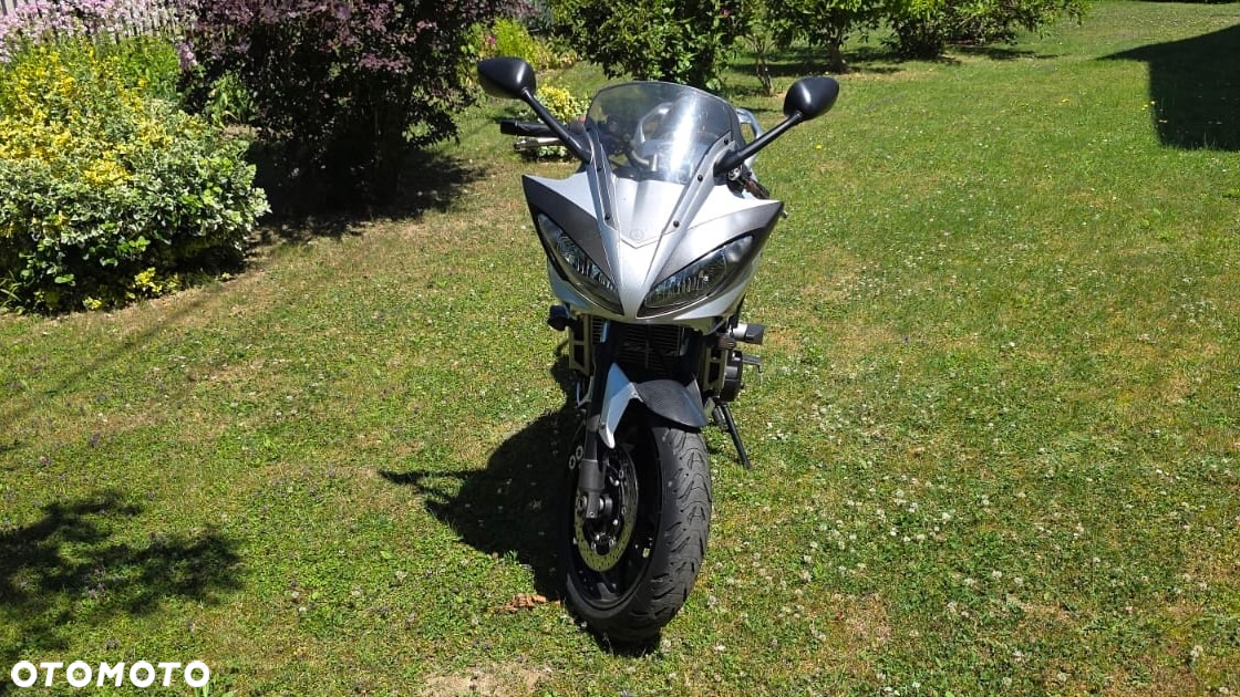 Yamaha FZ6 - 3