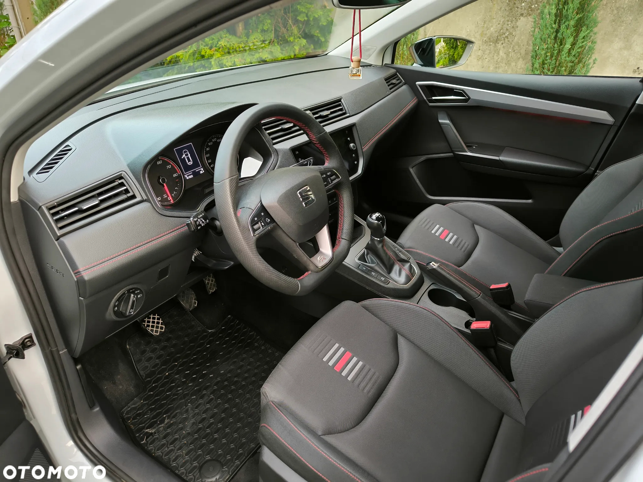 Seat Ibiza 1.0 EcoTSI S&S FR - 11