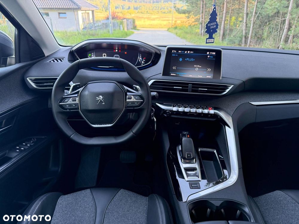Peugeot 5008 1.6 BlueHDI Allure S&S EAT6 - 19