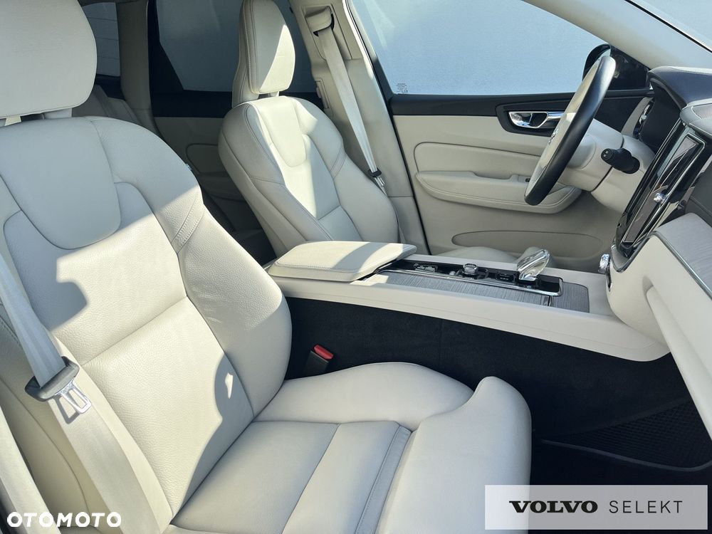 Volvo XC 60 - 34