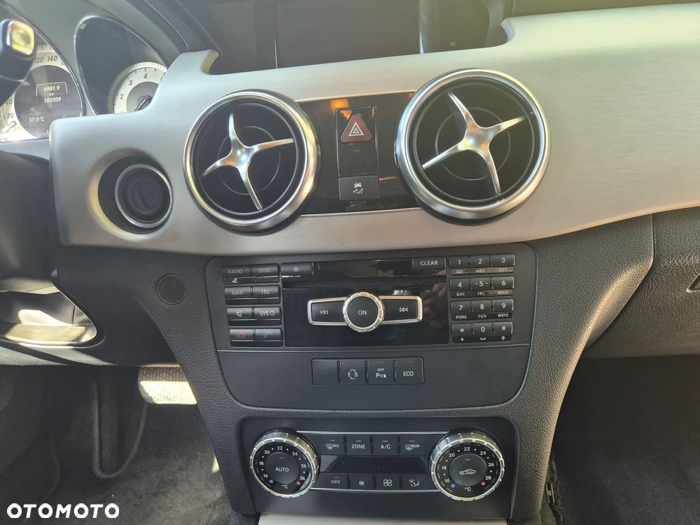 Mercedes-Benz GLK 250 - 12