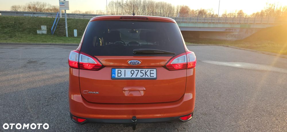Ford Grand C-MAX - 4