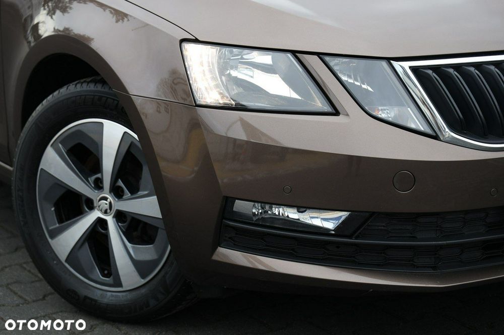 Skoda Octavia 1.0 TSI Ambition - 6