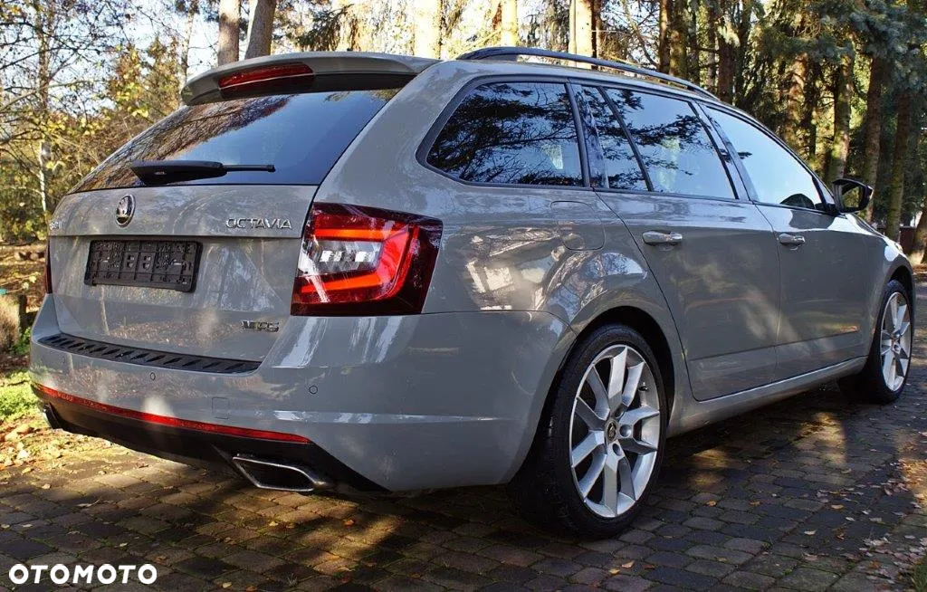 Skoda Octavia 2.0 TSI RS 230 - 8