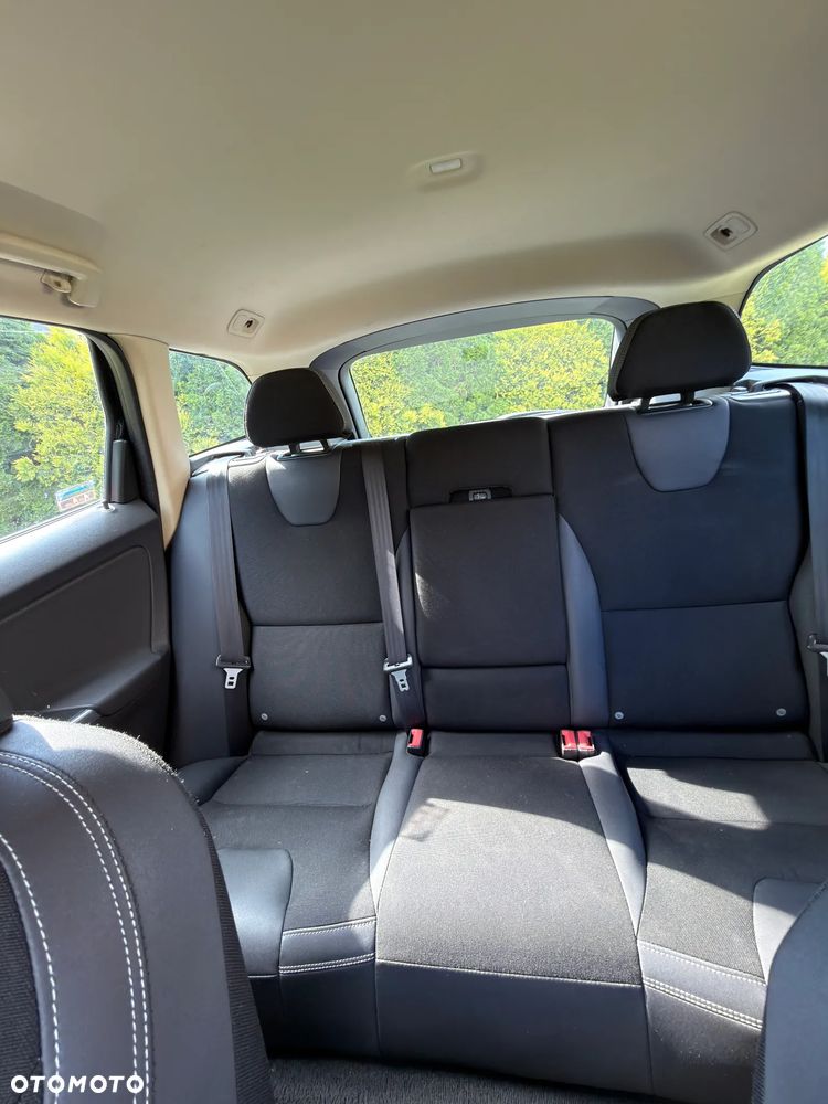 Volvo XC 60 D5 AWD - 17
