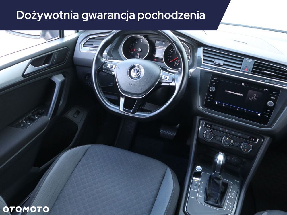 Volkswagen Tiguan - 9