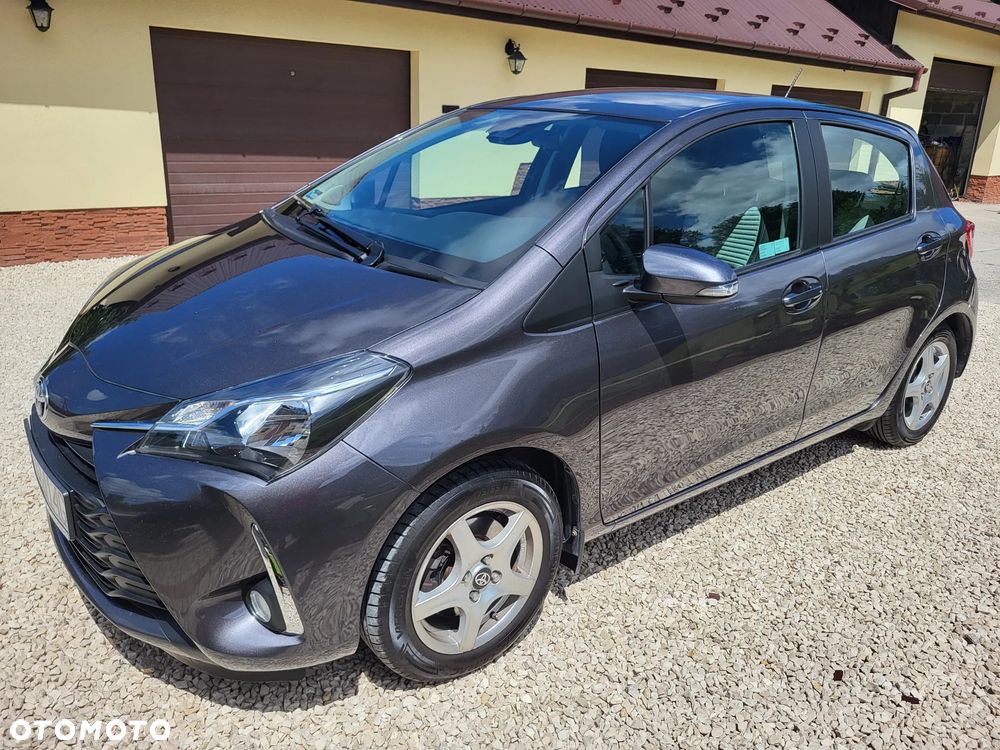 Toyota Yaris 1.5 Premium CVT - 9