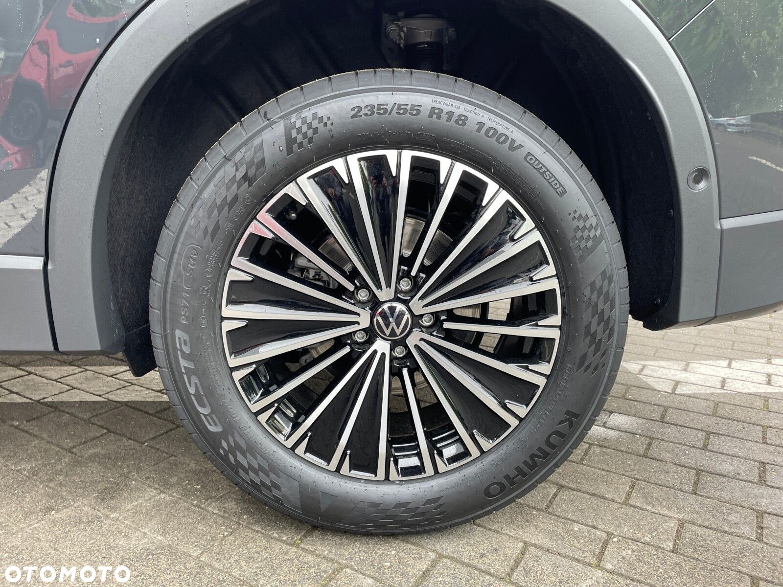 Volkswagen Tiguan - 31