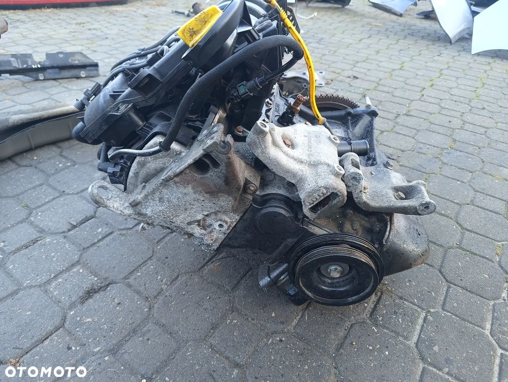 DACIA SANDERO II LOGAN RENAULT SILNIK D4F 732 D4FF732 1.2 16V - 2