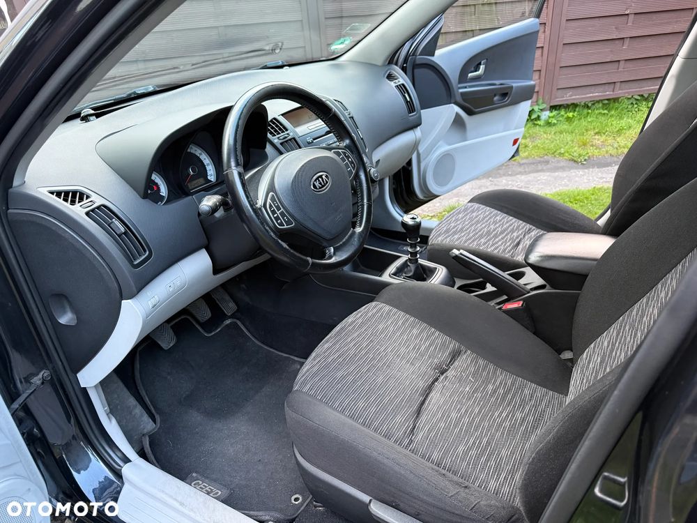 Kia Ceed 1.4 Comfort - 15