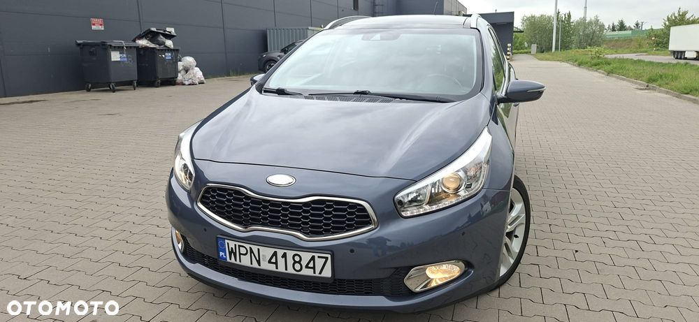 Kia Ceed 1.6 GDI L DCT - 28