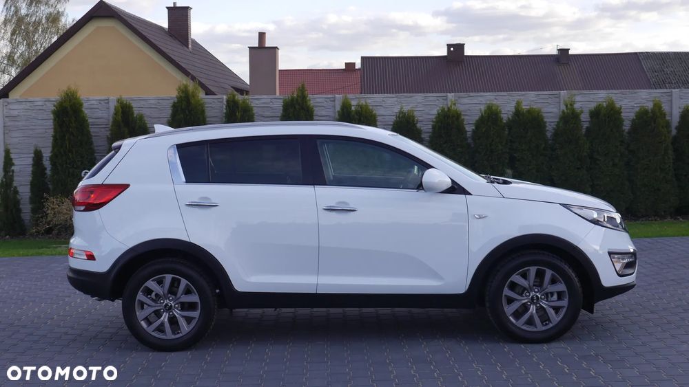 Kia Sportage 1.7 CRDI 2WD Dream-Team Edition - 12