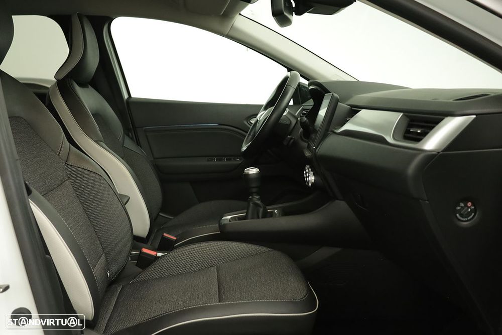 Renault Captur 1.0 TCe Techno Bi-Fuel - 23