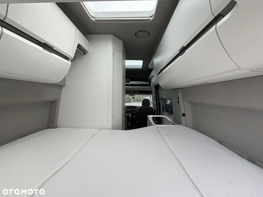 Volkswagen Grand California - 27