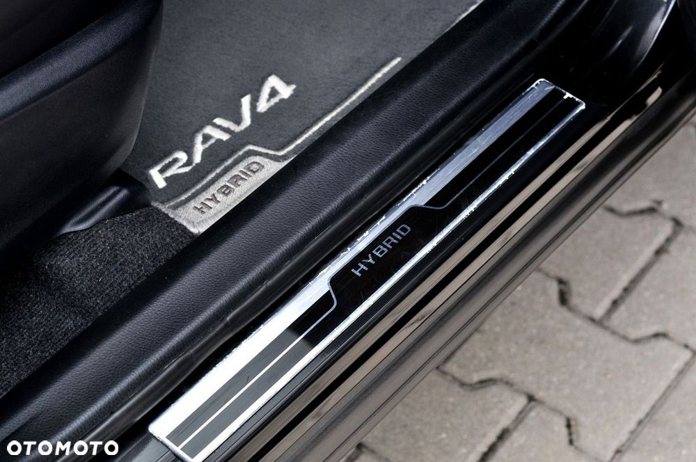Toyota RAV4 - 21