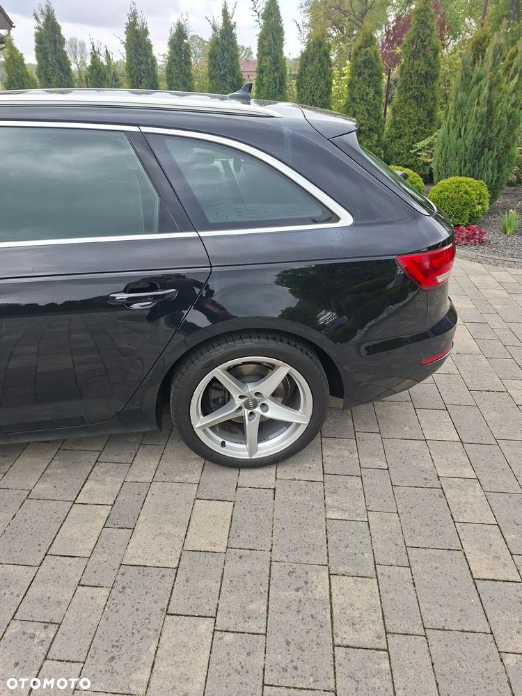 Audi A4 Avant 2.0 TDI Quattro Design S tronic - 3