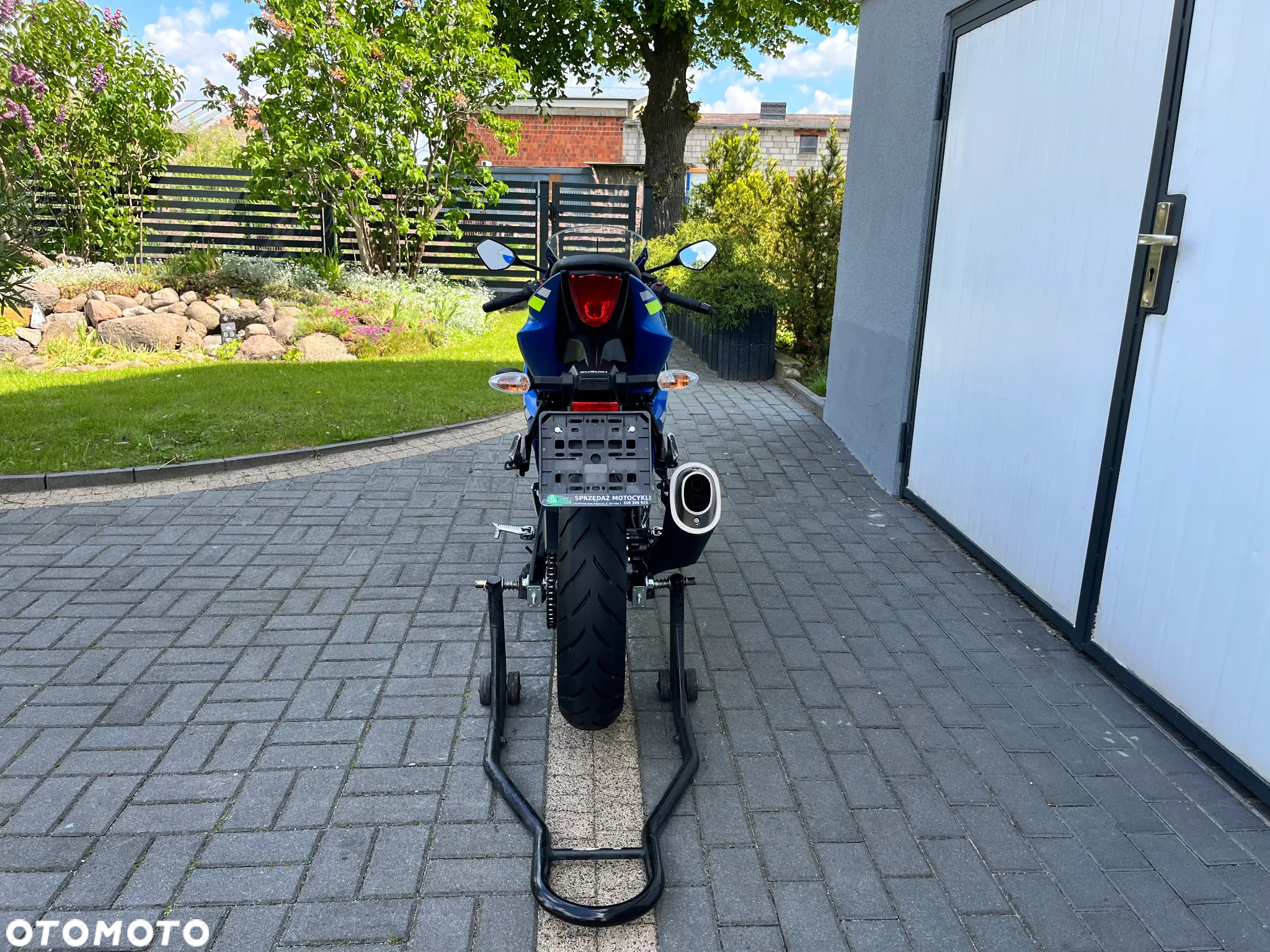 Suzuki GSX-R - 8
