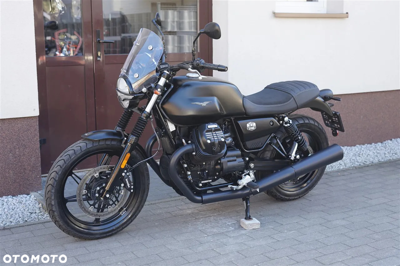 Moto Guzzi V7 - 21