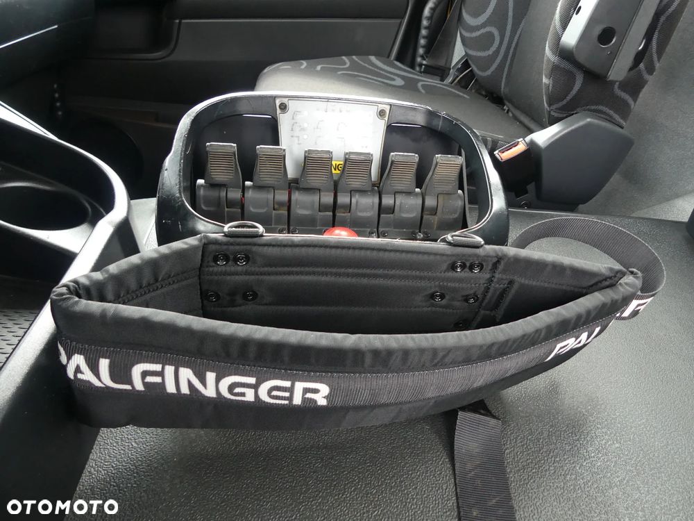 Iveco TRAKKER 450 / 8x4 / EURO 6 / HDS PALFINGER PK 22002-EH / NISKI PRZEBIEG / - 29