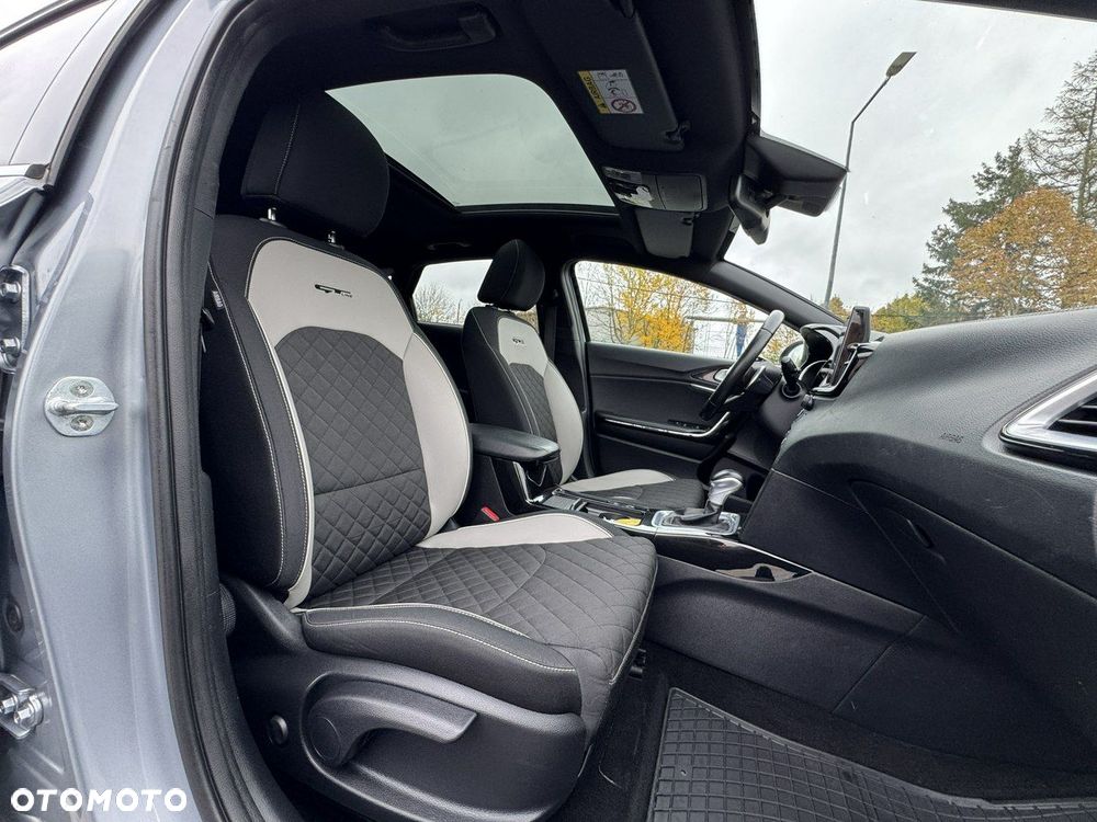 Kia ProCeed 1.6 CRDi DCT7 SCR GT LINE - 36