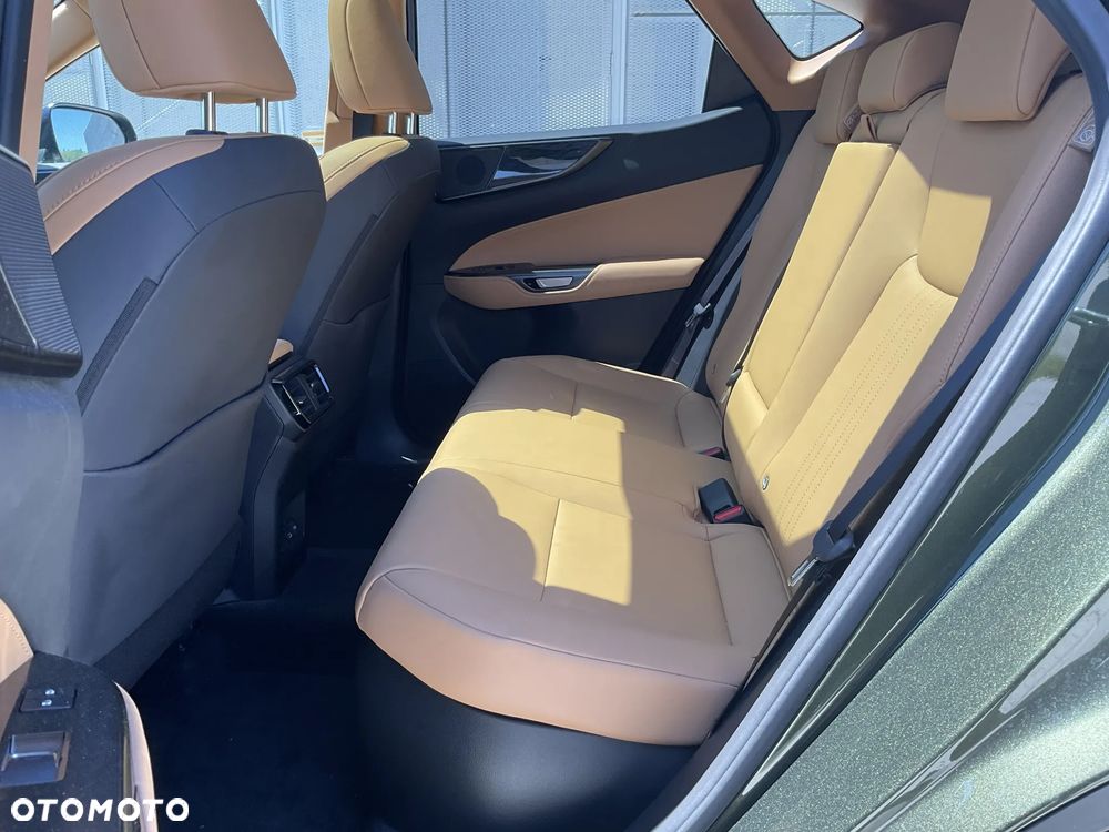 Lexus NX 350h Prestige AWD - 10