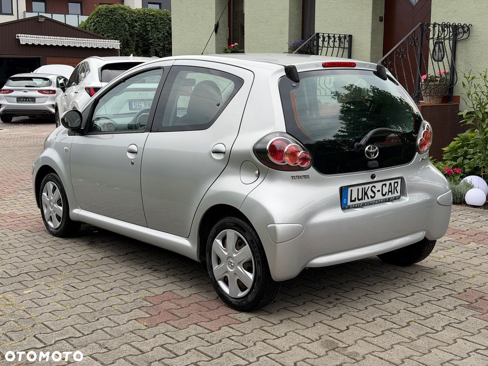 Toyota Aygo City - 5