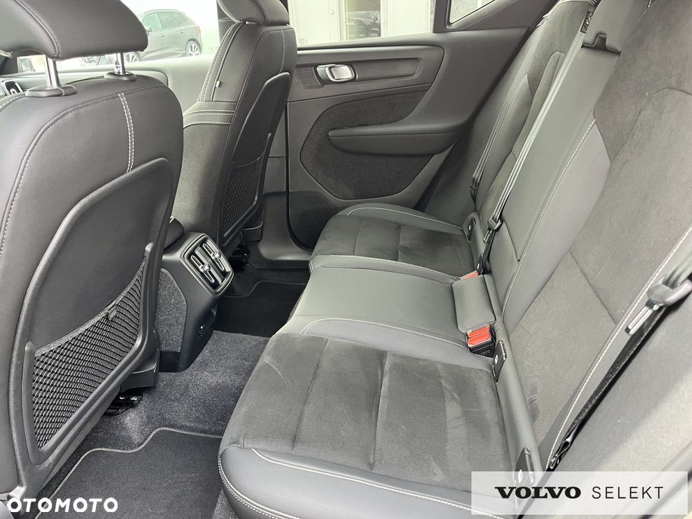 Volvo XC 40 - 23