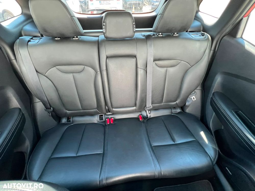 Renault Kadjar 1.6 DCI CVT Intens - 12