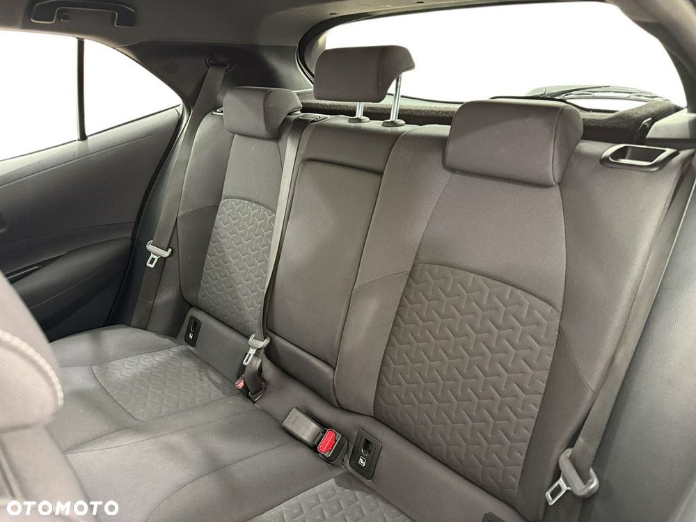 Toyota Corolla - 13