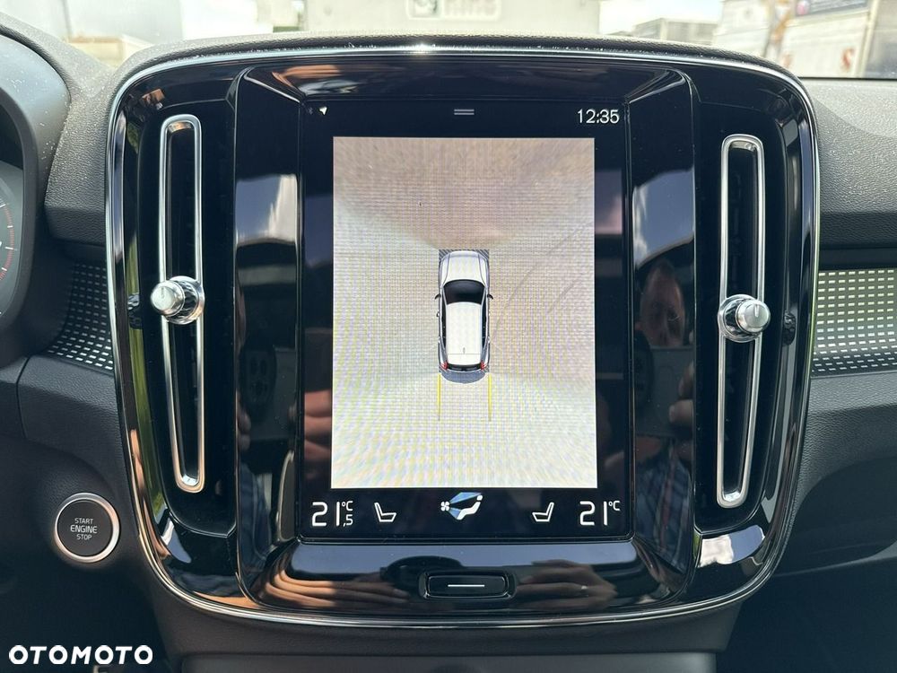 Volvo XC 40 T3 R-Design - 28