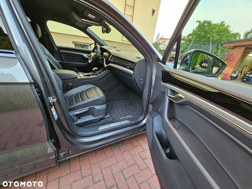 Volkswagen Touareg 3.0 V6 TDI SCR 4Mot R-Line - 34