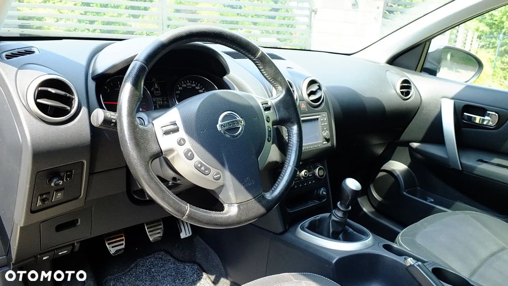 Nissan Qashqai - 23