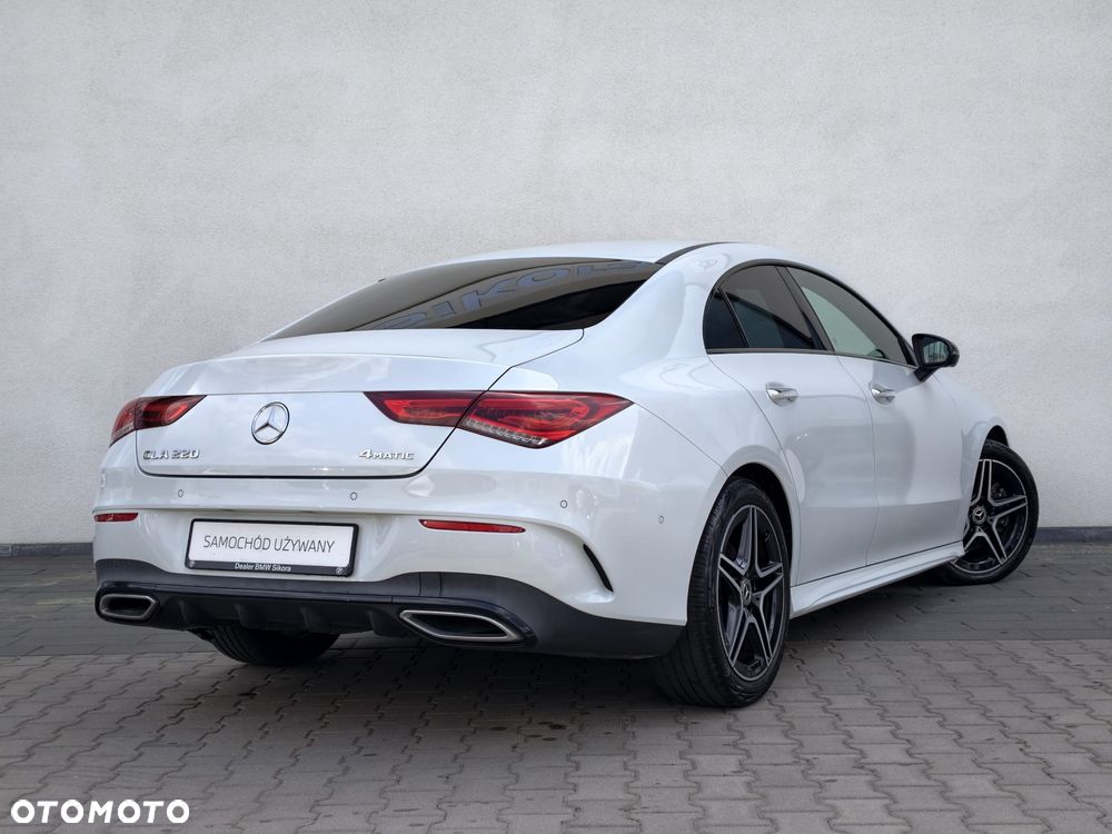 Mercedes-Benz CLA 220 7G-DCT - 3
