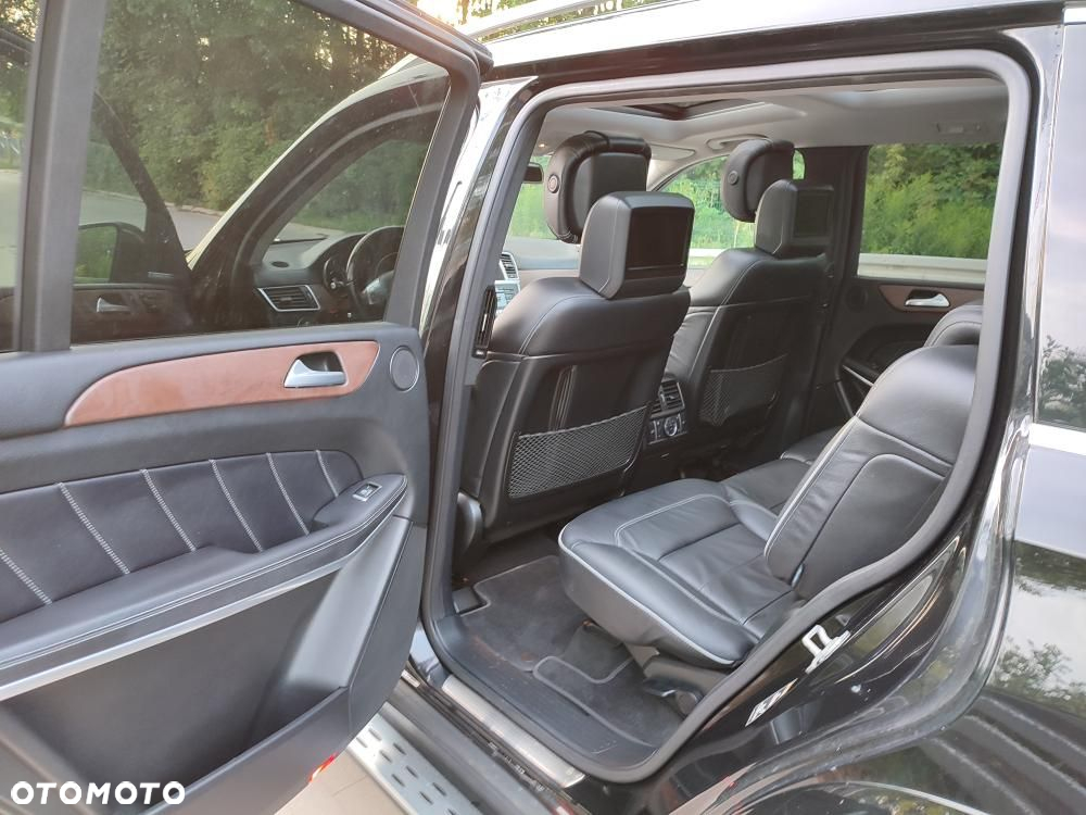 Mercedes-Benz GL 500 4-Matic - 27