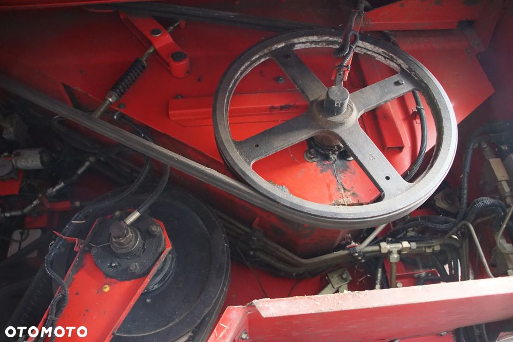 Kombajn na części - Massey Ferguson MF 36 7.6 220 KM 612 DSL 1997R Silnik Skrzynia Kabina Lampa Lusterko Schody Koło Deska Kokpit Sterownik Moduł Czujnik Kierownica Fotel - 20